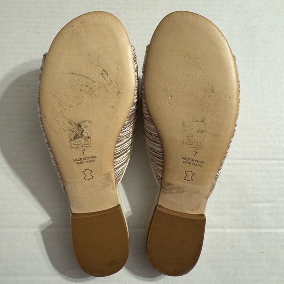 Koko + Palenki Champagne Satin Ruffled Dara Bow Slide Sandal Womens 7 Formal - Picture 7 of 7